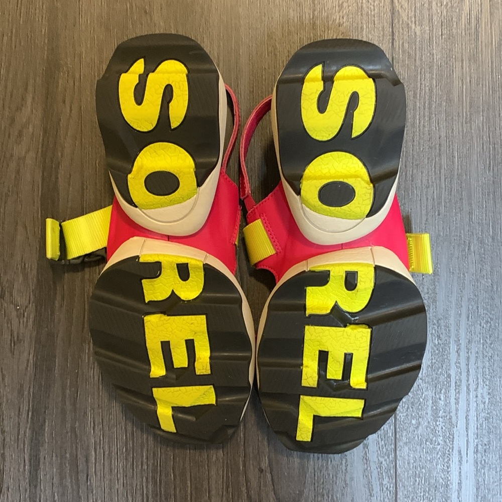 Sorel Kinetic Impact Sling Leather Sandals. Dark pink. Size 8.5 - Picture 8 of 8